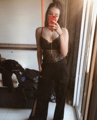 Marmaris Escort Dolar Yüselmesini Bekleyen Bayan